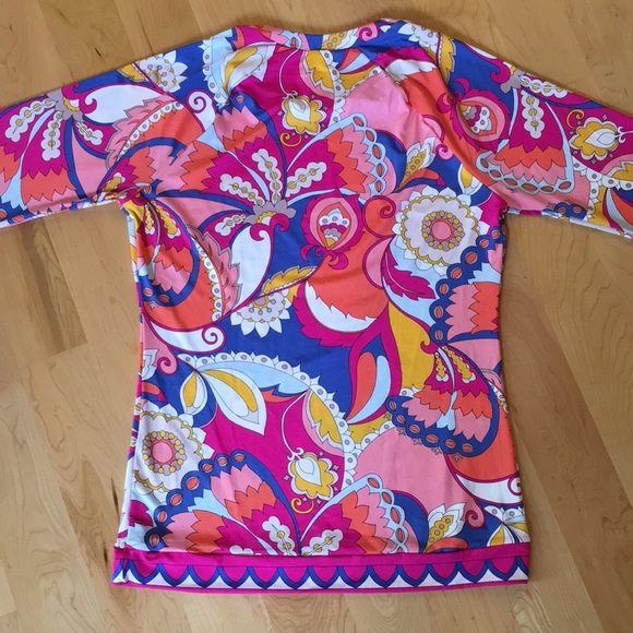 TRINA TURK | SEVILLA LONG SLEEVE SWIM TEE RASHGUARD - Picture 9 of 12